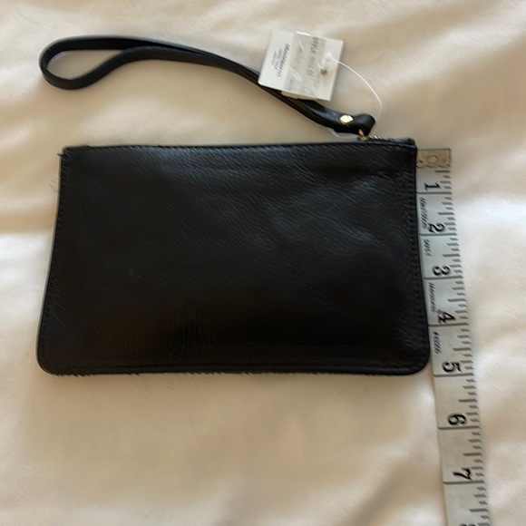 A. Bellucci Leopard Print Wristlet - NWT - Picture 4 of 6